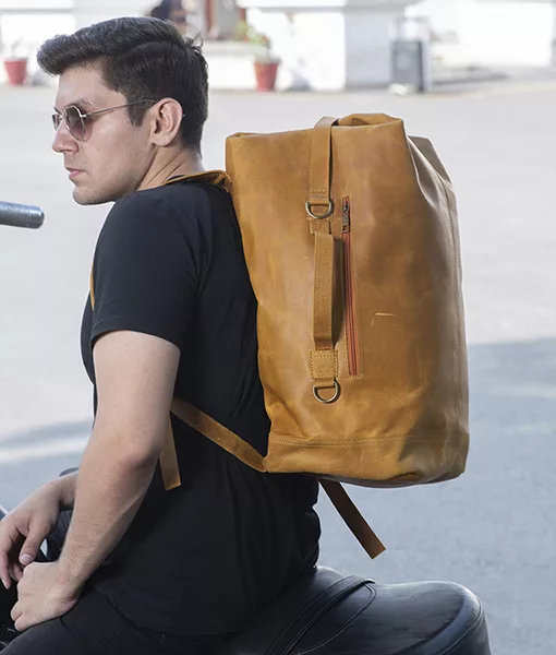 Crazy Horse Tan Shaded Multi-Function Travel Bag