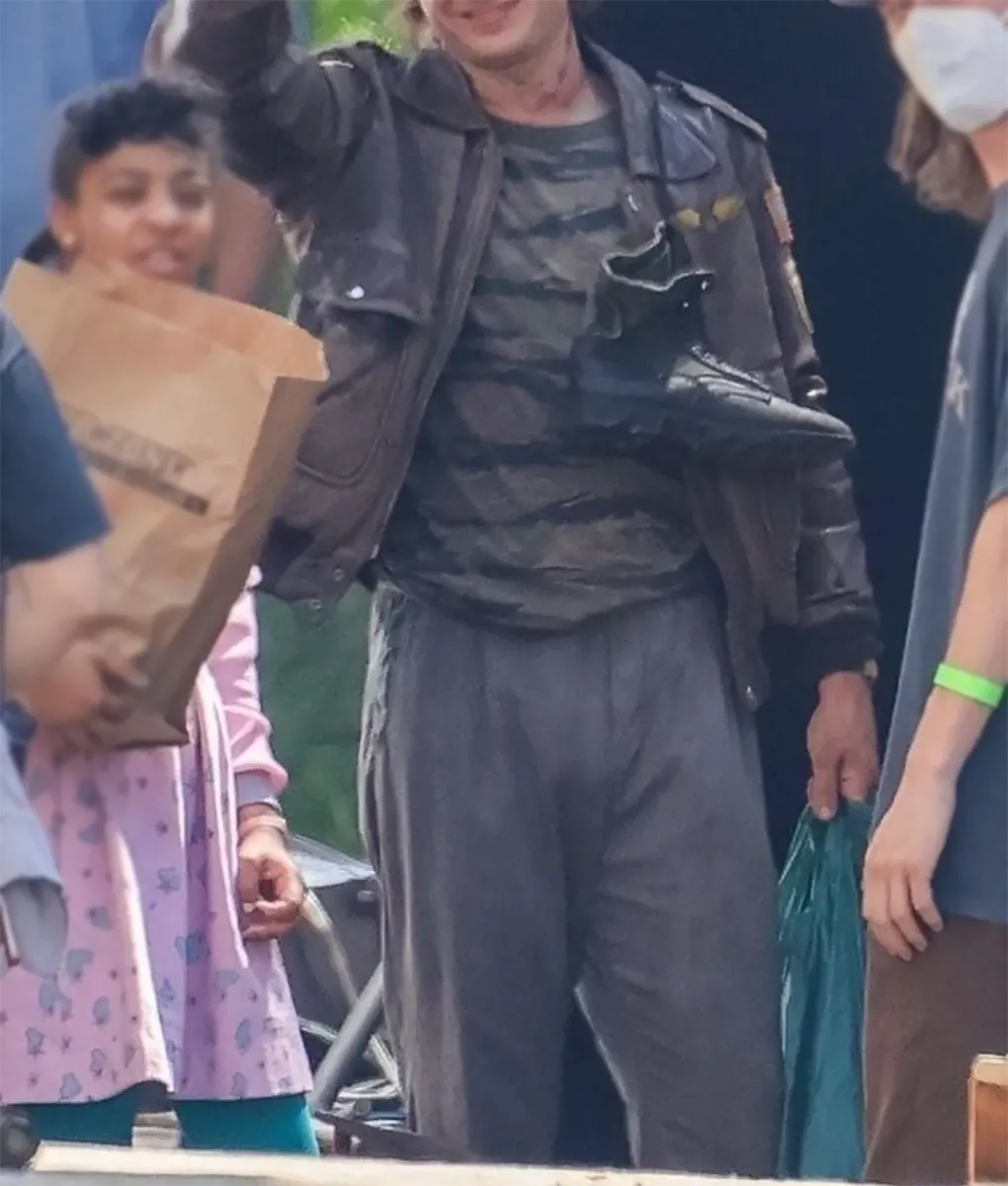 Stranger Things Steve Harrington Leather Jacket - Front 2