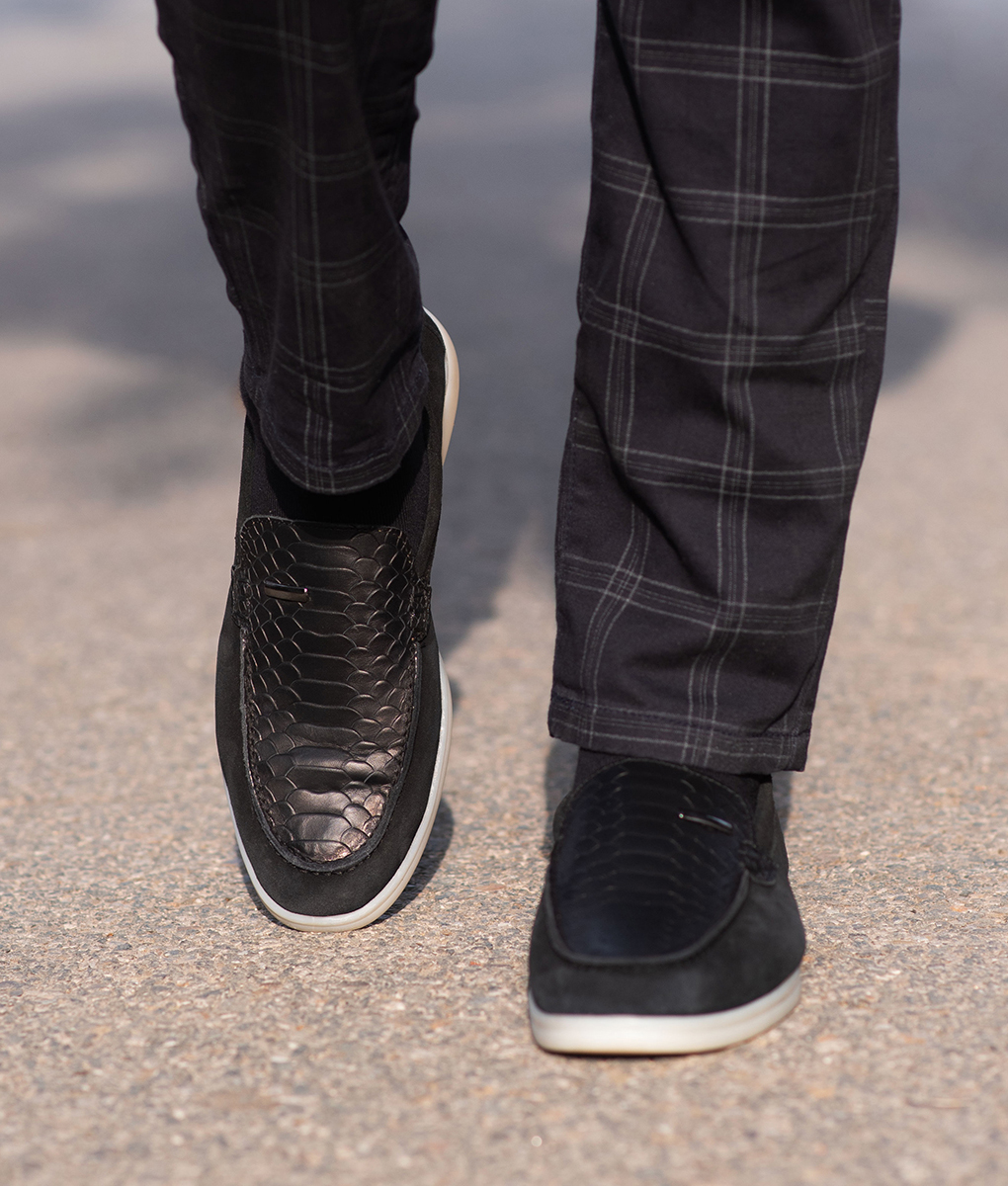 Men's Black Leather Crocodile Style Casual Slip-on Loafers