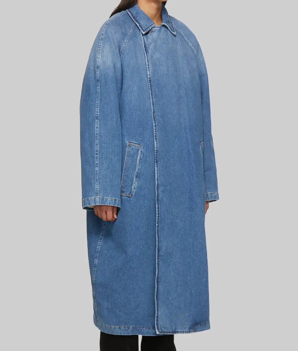 Fashion Show Bella Hadid Denim Coat