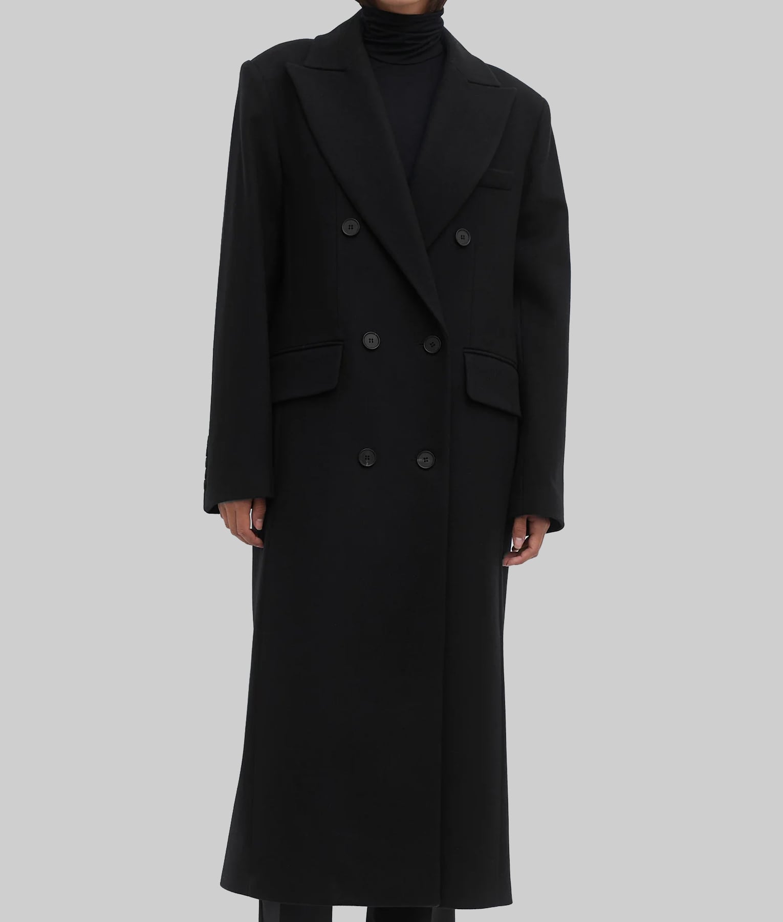 Jennifer Lopez Black Coat