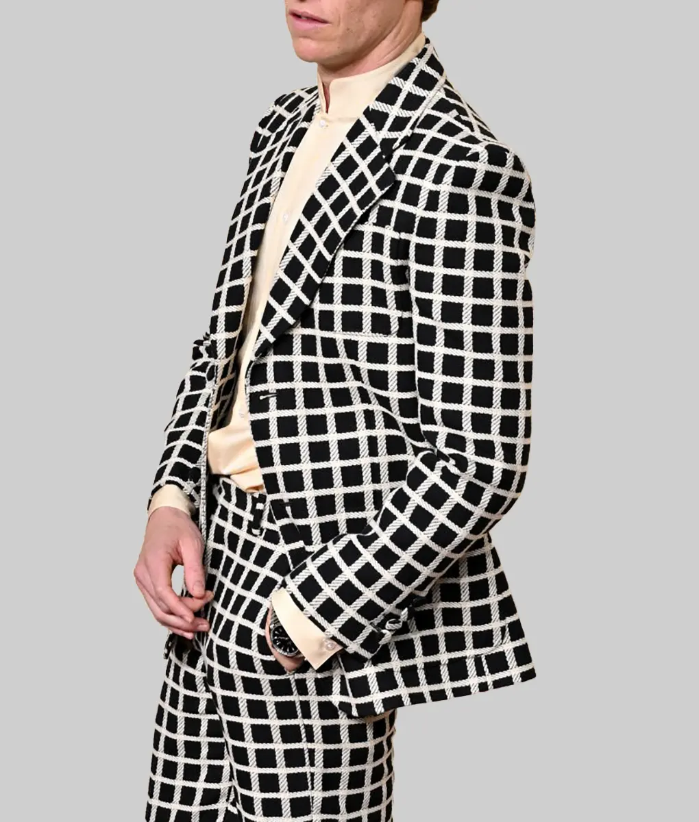 Eddie Redmayne Checkered Suit - Golden Globes 2025 Eddie Redmayne Checkered Suit - Side Blazer View