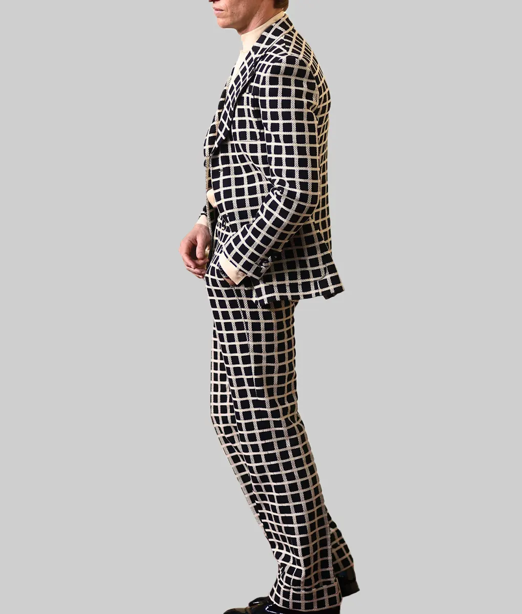 Eddie Redmayne Checkered Suit - Golden Globes 2025 Eddie Redmayne Checkered Suit - Side View
