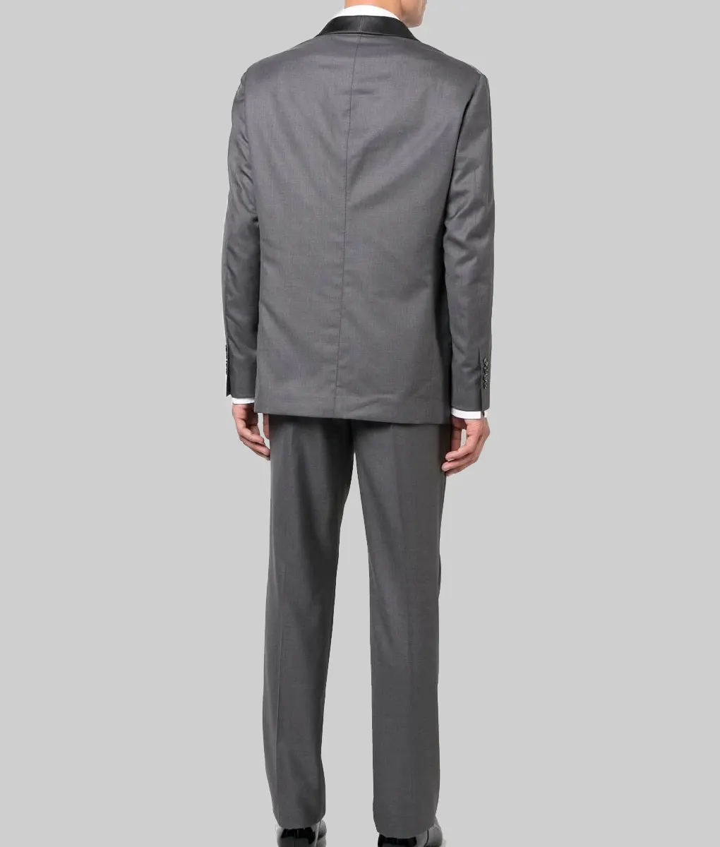 Ryan Reynolds Grey Suit - National Board of Review Gala 2025 Ryan Reynolds Grey Suit - Back View