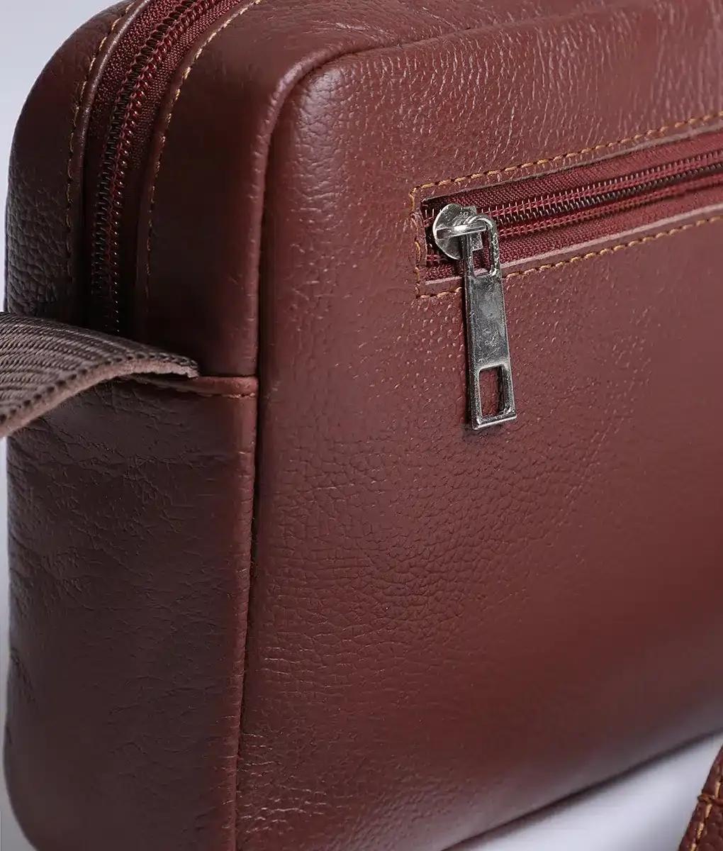 Alex Men's Brown Leather Crossbody Travel Bag - Back Closeup