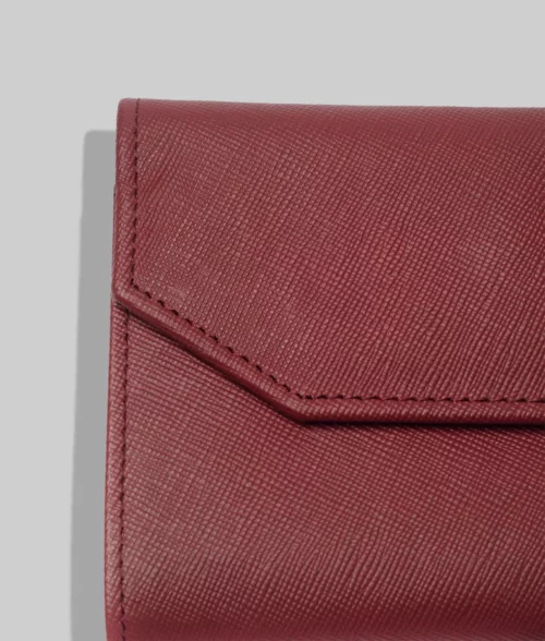 Gary Men's Maroon Leather Wallet - Closeup