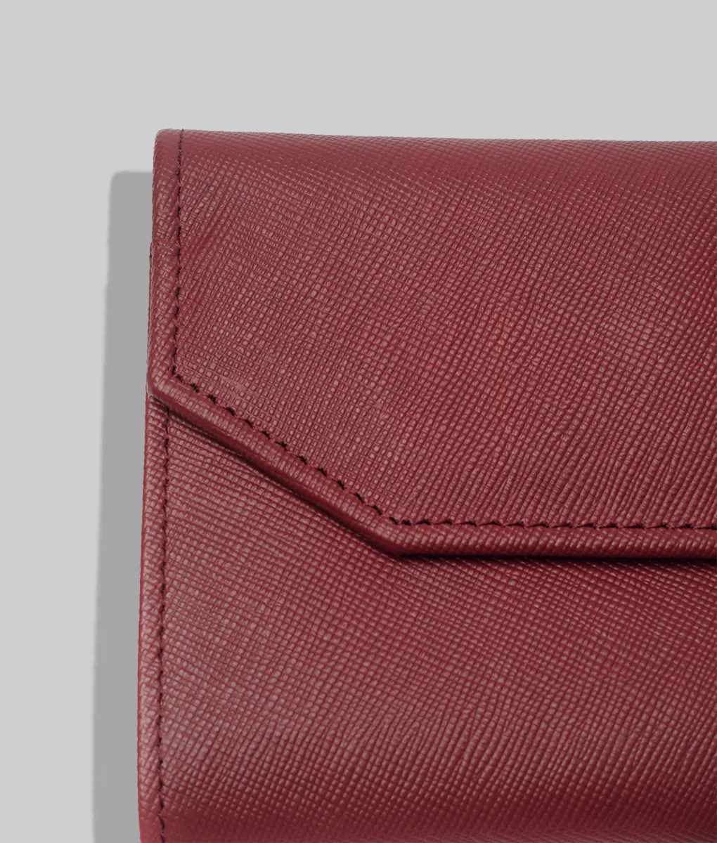 Gary Men's Maroon Leather Wallet - Closeup