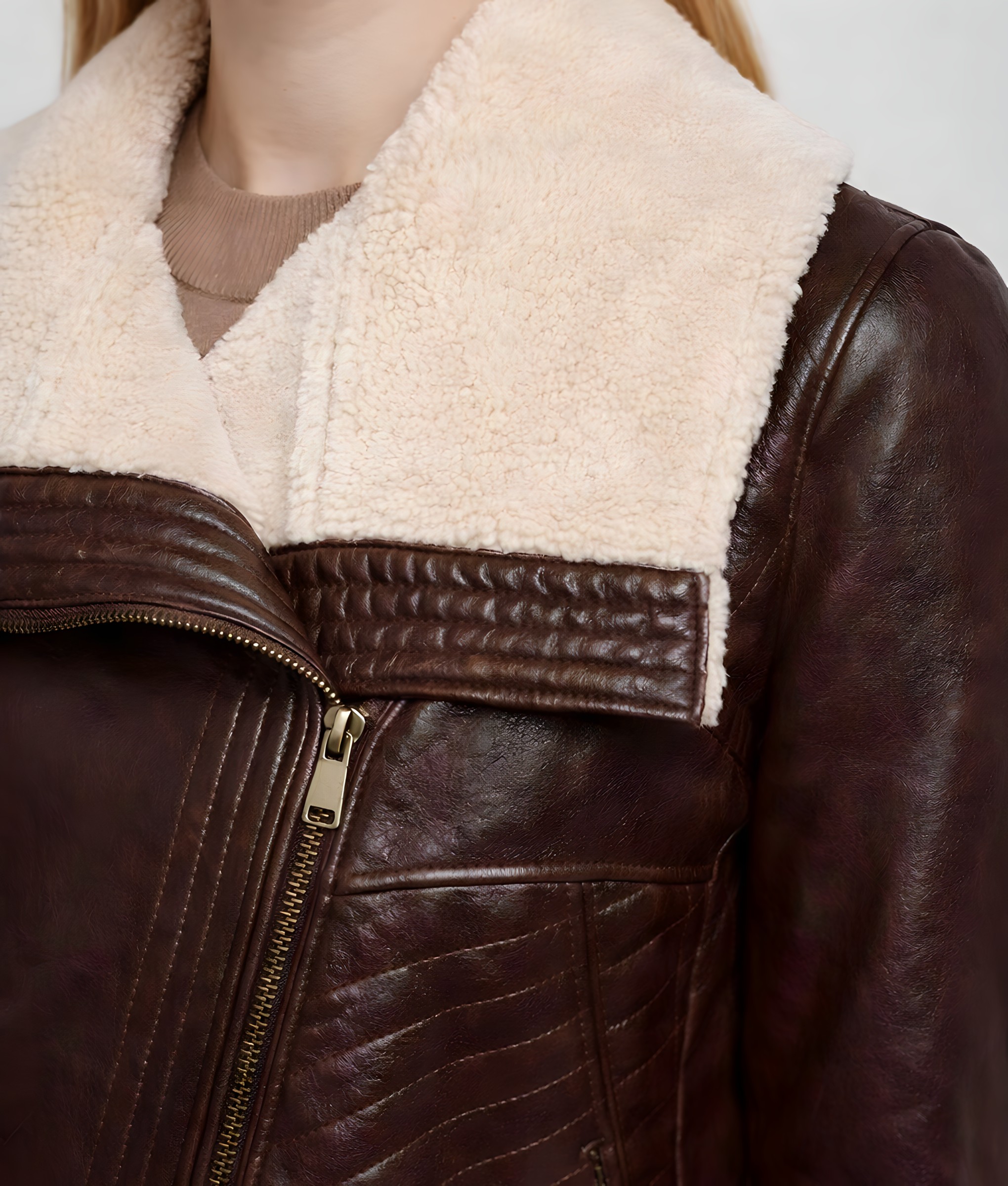 Women&rsquo;s Moto Faux Shearling Leather Jacket - Collar