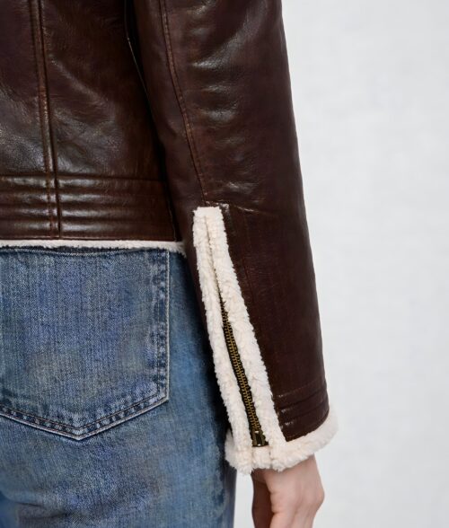 Women&rsquo;s Moto Faux Shearling Leather Jacket - Cuffs
