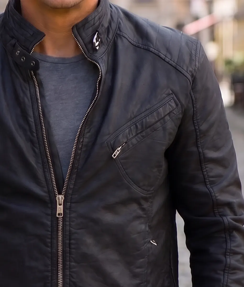 The Bourne Legacy Jeremy Renner Black Leather Jacket - Zoom