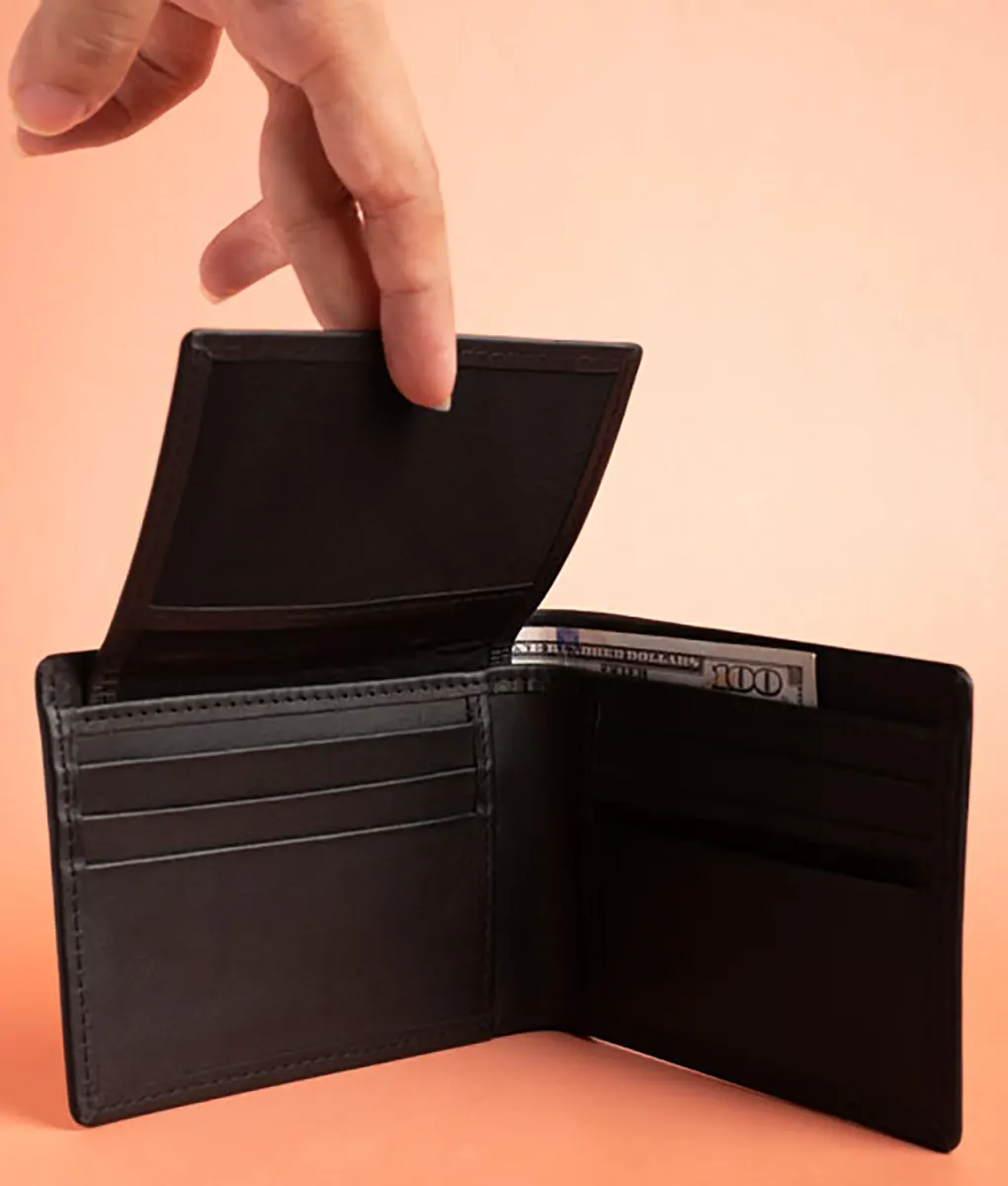 Men&rsquo;s Black Card Holder Wallet (1)