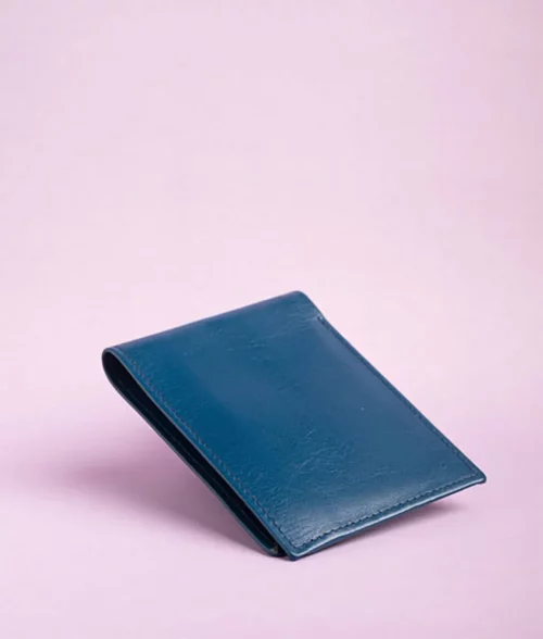 Men&rsquo;s Royal Blue Classic Leather Wallet